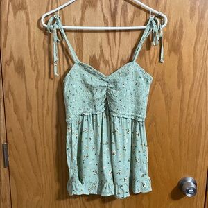 Hem & Thread Green Floral Top